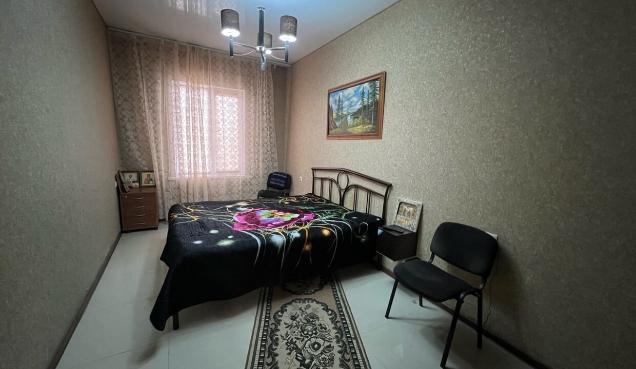 2OHAWA4Sq18